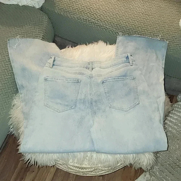 Rewash High Rise Jeans - Picture 5 of 5